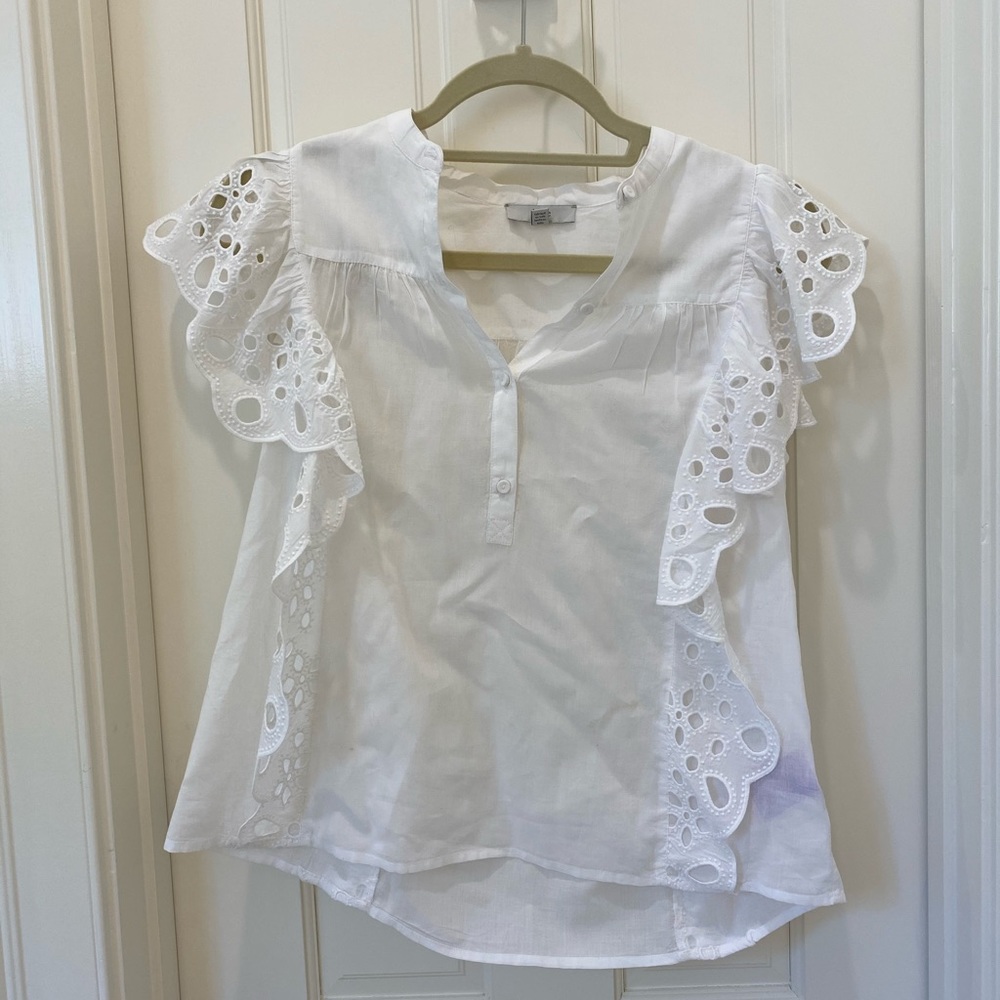 Beautiful semi-eyelet top!